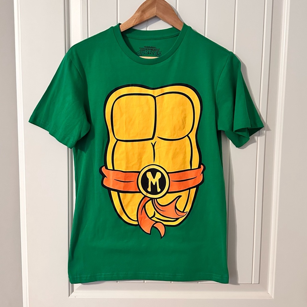 Teenage Mutant Ninja Turtles Tshirt men’s size xsmall 30/32 NWOT